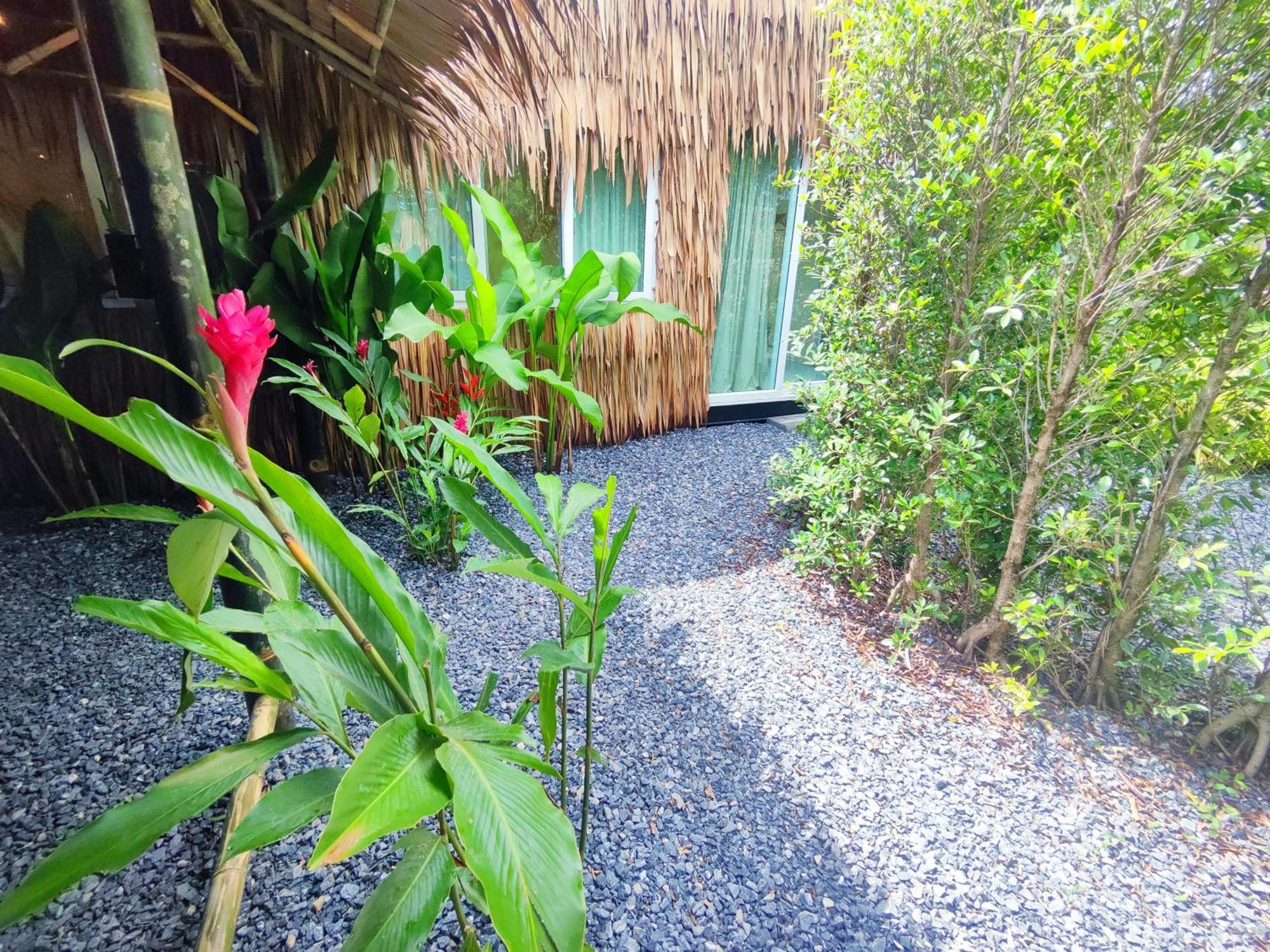 2 Bed 2 Bath Eco Bungalow, Bangrak Beach, Koh Samui Holiday home Amphoe Koksamui